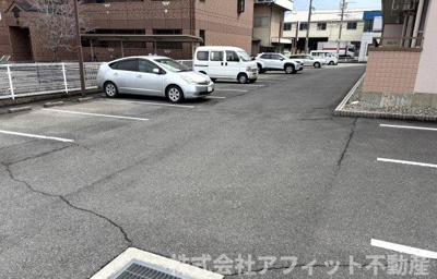 【駐車場】 | サン・オーレ東福山