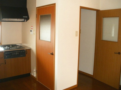 【キッチン】 | サン・オーレ東福山 | 3口ガスコンロ付き