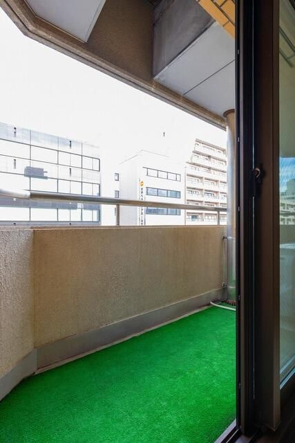 クロス護国寺のバルコニー
