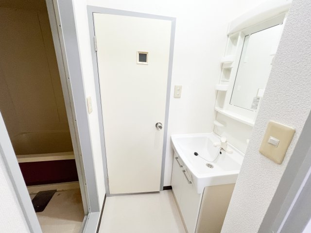 リバプール桟四の洗面所