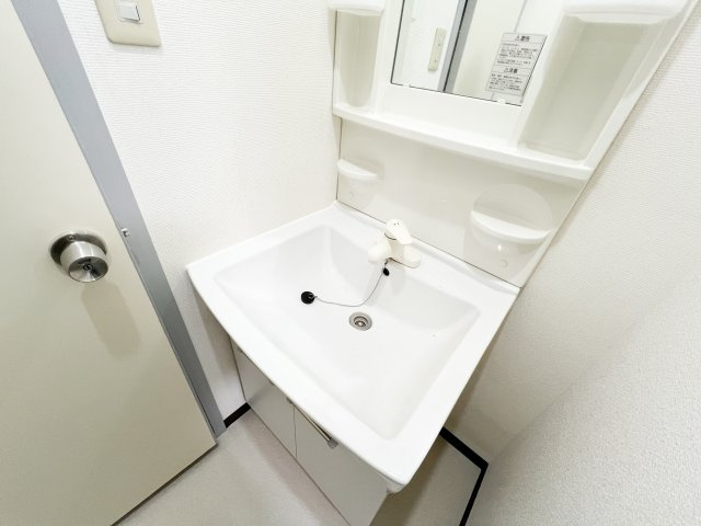 リバプール桟四の独立洗面台