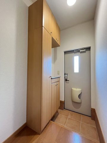 アップヴィレッジＡの玄関