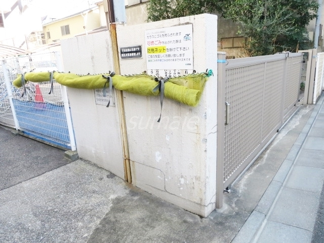 シティ・ヴィラ石井のその他|敷地内にゴミ置き場あります♪