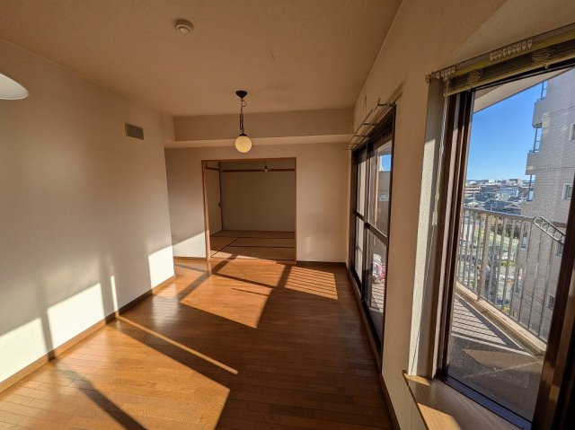 サンハウス小牧駅の居間・リビング|使いやすいリビングです