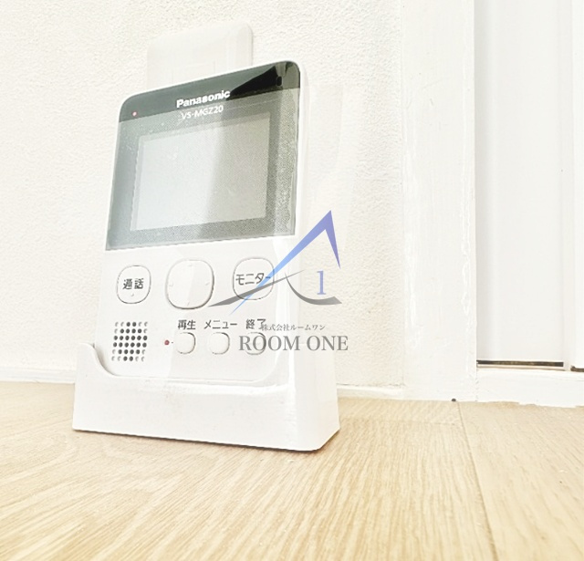 東中野グリーンパークのセキュリティ|モニター付きインターホンです。