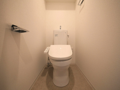 【トイレ】 | Metrosa谷町六丁目South | 落ち着いた色調のトイレです