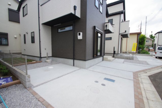 【駐車場】 | 【仲介手数料無料！！】府中市多磨町2丁目　新築戸建て（全7棟）2号棟　5990万円