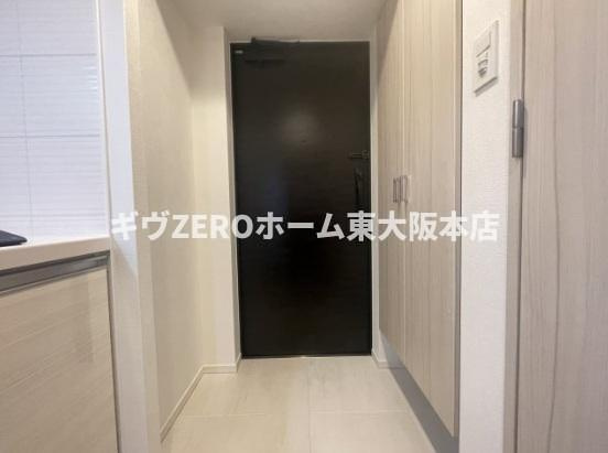 S-RESIDENCE難波大国町Unoの玄関