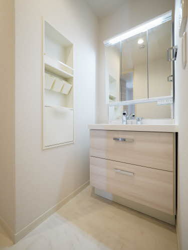 La maison roseの洗面所