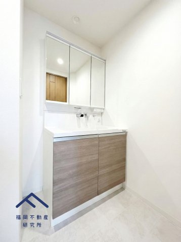 アンピール海の中道アクアヴィラの独立洗面台