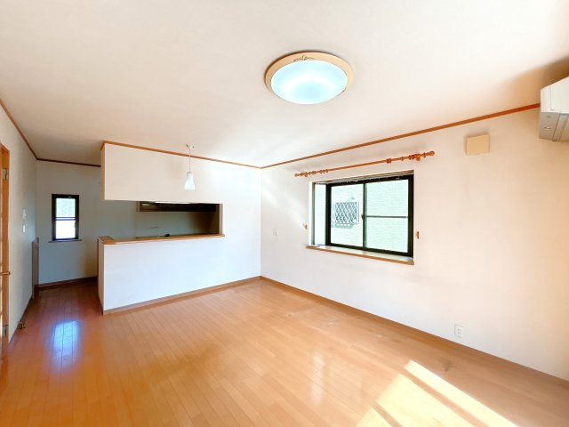 壬生町大師町　中古戸建の居間・リビング