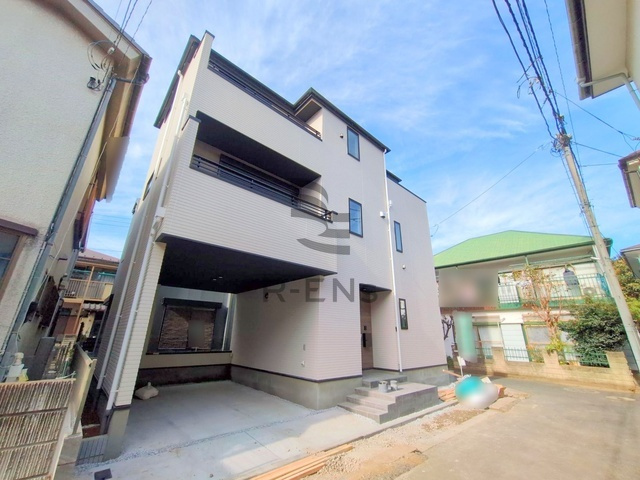 【外観】 | 西東京市田無町５丁目　新築戸建て | その邸が魅せる気品・上質感・安らぎ、その全てが日常になります