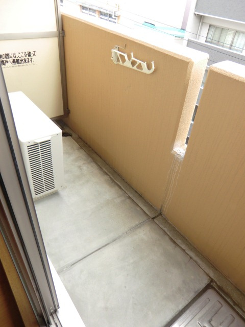 リバースクエア103のバルコニー