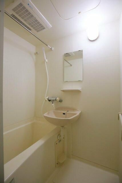 AQUA SWEET NIPPORIの浴室