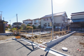 【外観】 | 【仲介手数料無料！！】稲城市押立　新築戸建て（全13棟）6号棟　4980万円 | 8号棟　令和7年12月12日撮影