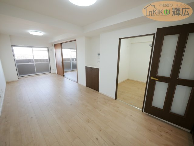 【居間・リビング】 | ライオンズマンション明石大久保第２　7階