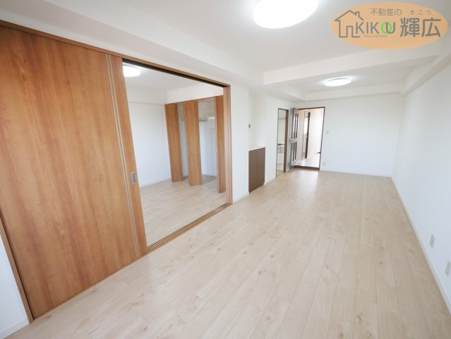 【居間・リビング】 | ライオンズマンション明石大久保第２　7階