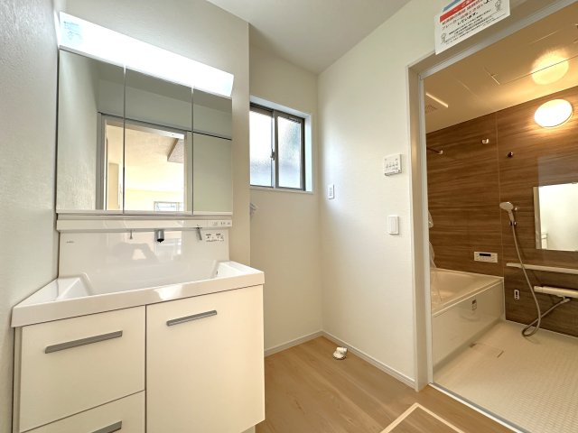 神戸市西区糀台3丁目新築戸建の独立洗面台