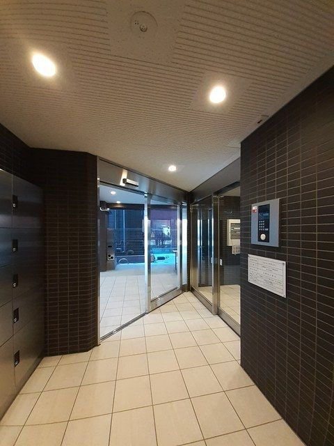 フルール　アビタシオンのエントランス