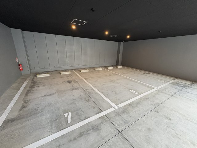 ブランシエスタ明石の駐車場