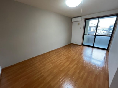 【居間・リビング】 | ピアリーハイム