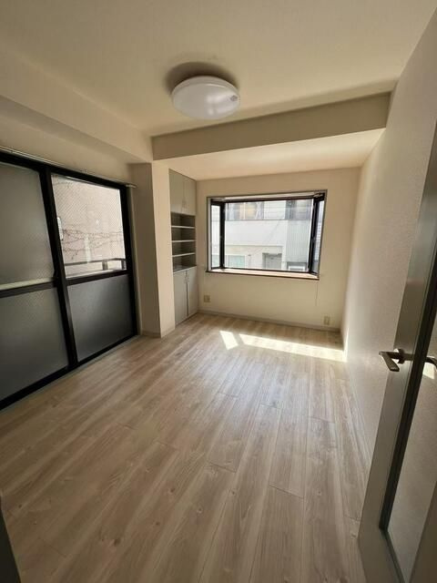 パレ・キャトレーズの居間・リビング