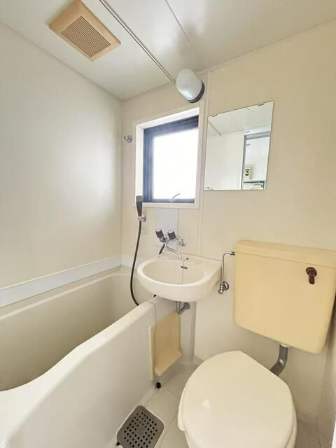 パレ・キャトレーズの浴室