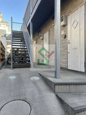 コーラルコート清瀬壱番館のエントランス