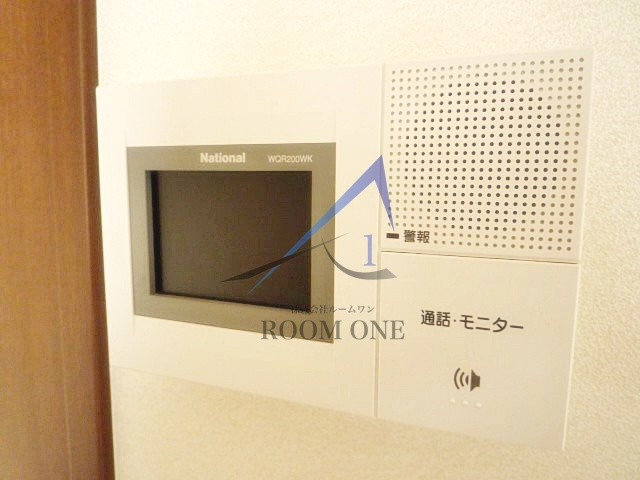 ポレール☆代沢のセキュリティ|モニター付インターホンです。