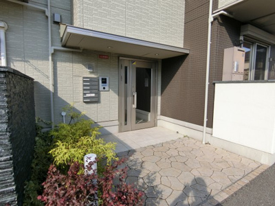 【エントランス】 | サニーヒルズ泉大津A棟