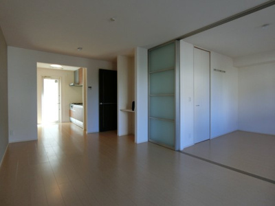 【居間・リビング】 | サニーヒルズ泉大津A棟