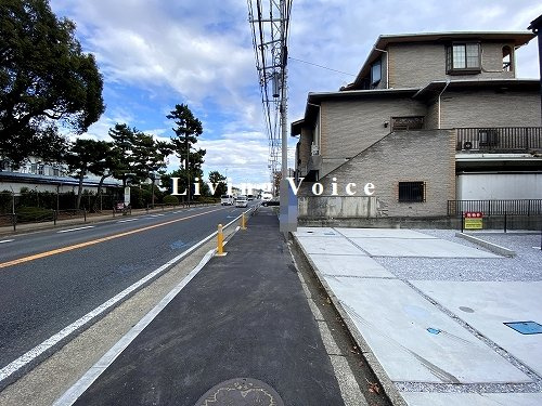 【前面道路含む現地写真】 | 二宮町山西　新築一戸建て　全2棟 | 二宮町山西　新築一戸建て　全2棟