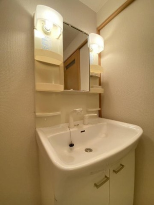 【洗面所】 | アーバングランデ本荘