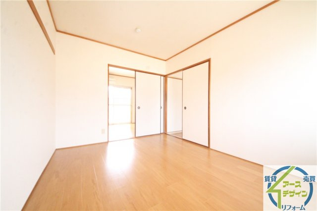 スカイハイツ王塚台の洋室|※類似写真