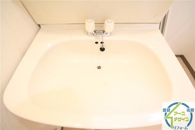 スカイハイツ王塚台の独立洗面台|※類似写真