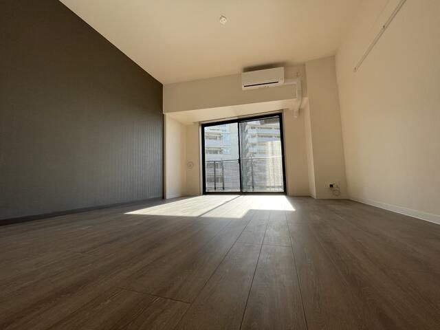 ＴＨＥ　ＡＲＣＴＵＲＵＳ　ＳＰＩＣＡの居間・リビング