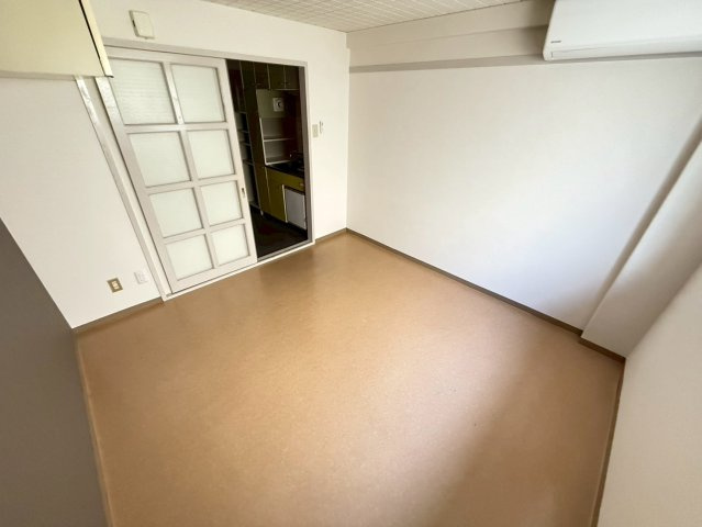 サンコーポ瓦堂の居間・リビング