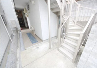 【エントランス】 | ヨークマート妙蓮寺店まで586m
同建物別部屋参考
