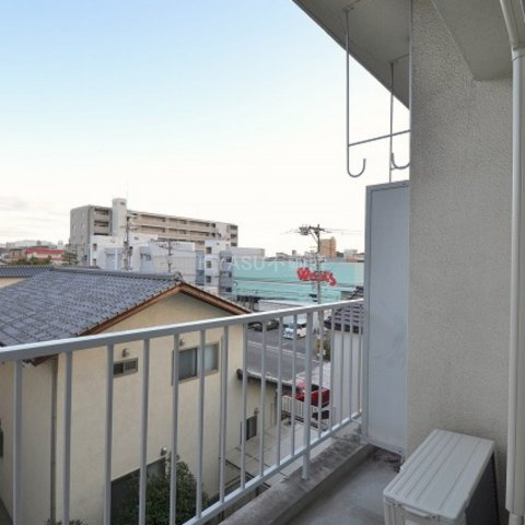 田中ビルのバルコニー