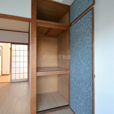 田中ビルの収納