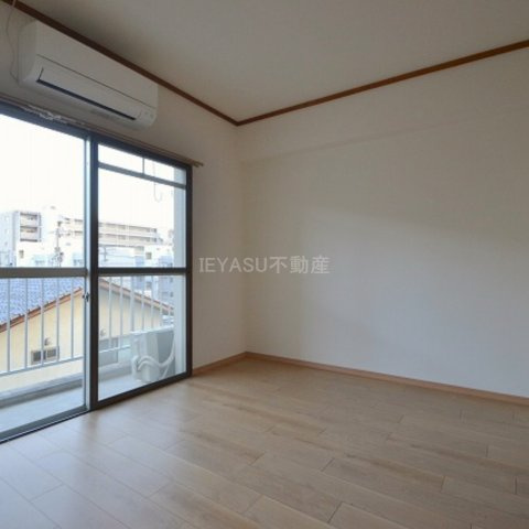 田中ビルの内装