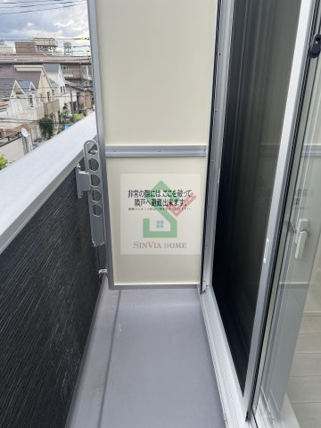 カインドネス武蔵関のバルコニー