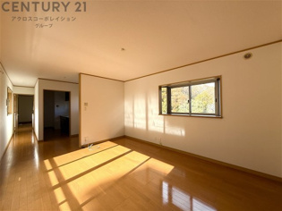 光ヶ丘2丁目戸建の居間