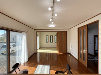 【居間・リビング】 | 観音寺市大野原町　中古戸建