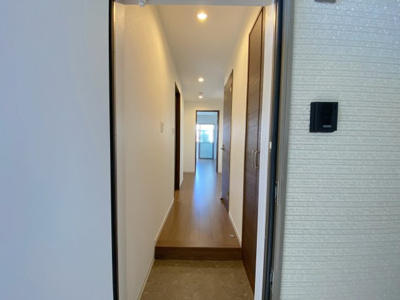 【玄関】 | フィアスコート羽衣