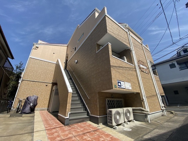 コンフォートベネフィス井尻8の外観