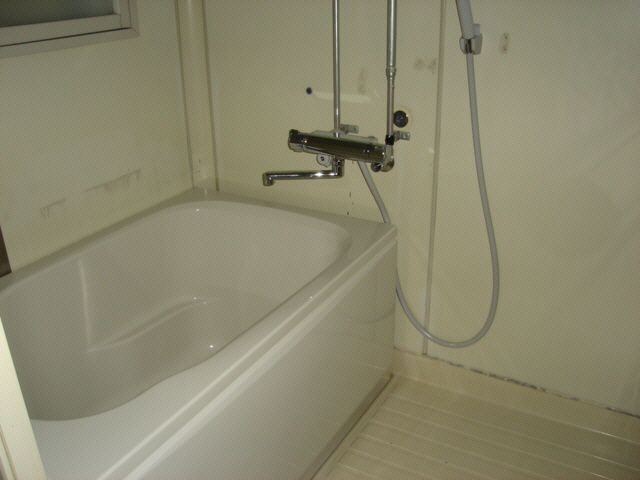 コーポラシーヌの浴室