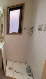 【設備】 | AzaleaHouse練馬 | 室内洗濯機置場。