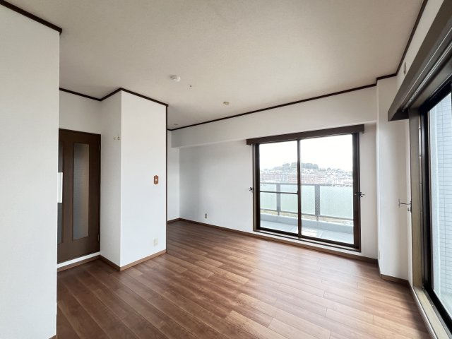 オーキッド王寺の居間・リビング|LDK14帖