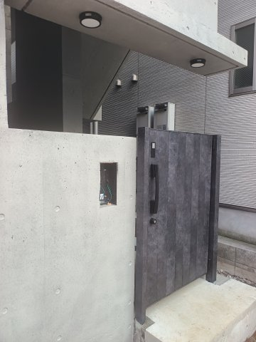 Decor Blocco Oyama Dueのエントランス